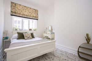 Photo 9- click for photo gallery